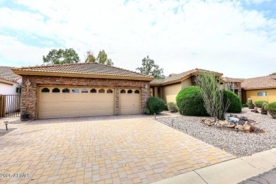 Welcome home to the all-inclusive Sun Lakes Community! This 2300 on Palo Verde Golf and Country Club in Arizona - for sale on GolfHomes.com, golf home, golf lot
