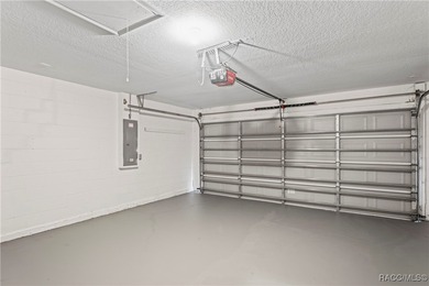 Back on market! Buyer never made escrow deposit and is on Citrus Springs Country Club in Florida - for sale on GolfHomes.com, golf home, golf lot