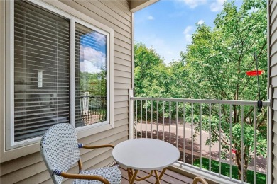 Welcome home to this very clean, nice 2 bedroom, 2 bathroom on Loggers Trail Golf Club in Minnesota - for sale on GolfHomes.com, golf home, golf lot
