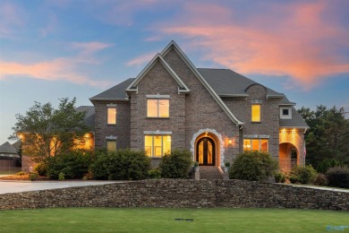 Experience refined living in this 5 bed, 5 bath luxury home on on Canebrake Golf Club in Alabama - for sale on GolfHomes.com, golf home, golf lot
