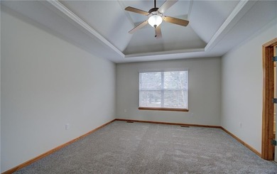 Meticulously maintained and move in ready! True ranch with 3 on Drumm Farm Golf Course in Missouri - for sale on GolfHomes.com, golf home, golf lot