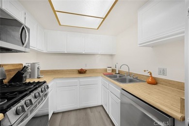 Welcome to this beautifully updated Mark III townhome, ideally on Fullerton Golf Course in California - for sale on GolfHomes.com, golf home, golf lot