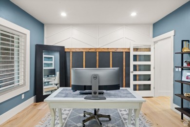This stunning 2-story home is perfectly located within walking on Davis Park Golf Course in Utah - for sale on GolfHomes.com, golf home, golf lot