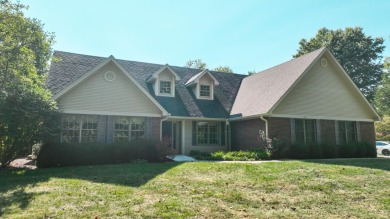 If you want to live in Eagles Nest overlooking the golf course on Eagles Nest Country Club in Kentucky - for sale on GolfHomes.com, golf home, golf lot