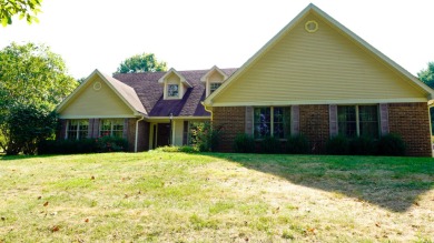 If you want to live in Eagles Nest overlooking the golf course on Eagles Nest Country Club in Kentucky - for sale on GolfHomes.com, golf home, golf lot