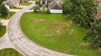 Rare opportunity in sought-after Fremont Hills Golf Course on Fremont Hills Country Club in Missouri - for sale on GolfHomes.com, golf home, golf lot