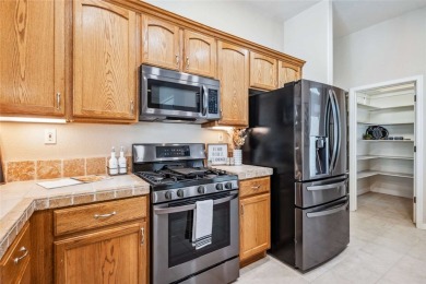 Beautiful 3 Bedroom, 2 Bath Home in Prestigious Laughlin Ranch on Laughlin Ranch Golf Club in Arizona - for sale on GolfHomes.com, golf home, golf lot