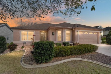 Welcome to this stunning TURNKEY DESIGNER Jasmine model home on The Links of Spruce Creek in Florida - for sale on GolfHomes.com, golf home, golf lot