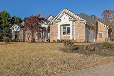 Beautiful CUSTOM-BUILT RANCH-style home on 2.94 acres! Primary on Hawks Ridge Golf Club in Georgia - for sale on GolfHomes.com, golf home, golf lot