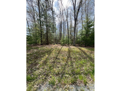 Welcome to lakeside living in Glade Springs. This .32-acre lot on Glade Springs Resort Golf Course in West Virginia - for sale on GolfHomes.com, golf home, golf lot