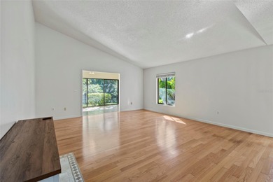 A Florida Dream Home!
Discover your slice of paradise in this on IMG Academies Golf and Country Club in Florida - for sale on GolfHomes.com, golf home, golf lot