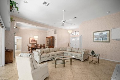 THIS IS BY FAR ONE OF THE BEST LOTS IN FOUNTAIN LAKES! 3 BEDROOM on Fountain Lakes Community Golf Course in Florida - for sale on GolfHomes.com, golf home, golf lot