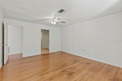 A Florida Dream Home!
Discover your slice of paradise in this on IMG Academies Golf and Country Club in Florida - for sale on GolfHomes.com, golf home, golf lot