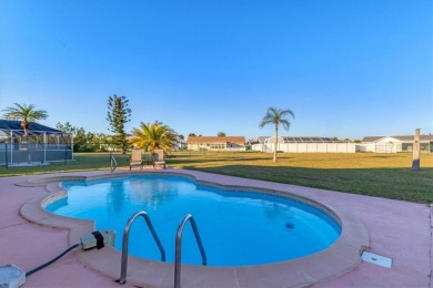 Under $300k for a pool home with double lot that is fenced...yes on Duffys Golf Center in Florida - for sale on GolfHomes.com, golf home, golf lot