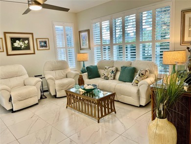 Stunning end unit, 3/2/2, 2013 built, split floor plan, 1471sf on Bobcat Trail Golf Club in Florida - for sale on GolfHomes.com, golf home, golf lot