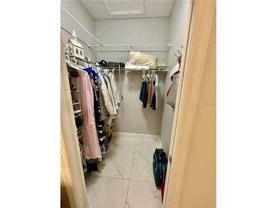 Stunning end unit, 3/2/2, 2013 built, split floor plan, 1471sf on Bobcat Trail Golf Club in Florida - for sale on GolfHomes.com, golf home, golf lot