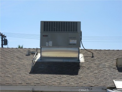 Good Location - Large 3 Bedroom, 2 Bath, 1302 Sq Ft and a Large on Palm Desert Country Club in California - for sale on GolfHomes.com, golf home, golf lot