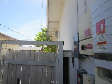 Good Location - Large 3 Bedroom, 2 Bath, 1302 Sq Ft and a Large on Palm Desert Country Club in California - for sale on GolfHomes.com, golf home, golf lot