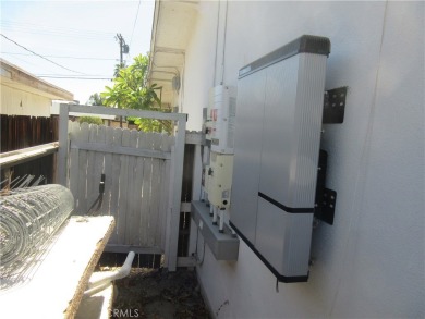 Good Location - Large 3 Bedroom, 2 Bath, 1302 Sq Ft and a Large on Palm Desert Country Club in California - for sale on GolfHomes.com, golf home, golf lot