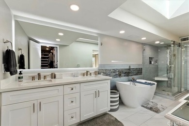 Welcome to Avondale Golf Club living at its best. This on Avondale Golf Club in California - for sale on GolfHomes.com, golf home, golf lot