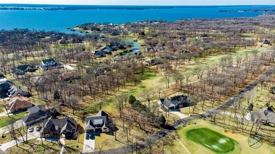 Welcome to The Pinnacle Club on Cedar Creek Lake! Such a on Pinnacle Golf and Boat Club in Texas - for sale on GolfHomes.com, golf home, golf lot
