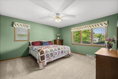 This stunning 4-bedroom, 2-story home is perfectly located just on High Cliff Golf Course in Wisconsin - for sale on GolfHomes.com, golf home, golf lot