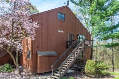 Welcome to Your Year-Round Retreat in Great Gorge! This updated on Minerals Golf Club in New Jersey - for sale on GolfHomes.com, golf home, golf lot