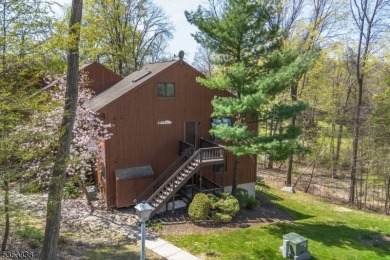 Welcome to Your Year-Round Retreat in Great Gorge! This updated on Minerals Golf Club in New Jersey - for sale on GolfHomes.com, golf home, golf lot