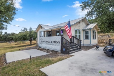 >>Three Properties. One Unmissable Opportunity.
Welcome to on Canyon Lake Golf Club in Texas - for sale on GolfHomes.com, golf home, golf lot