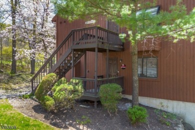 Welcome to Your Year-Round Retreat in Great Gorge! This updated on Minerals Golf Club in New Jersey - for sale on GolfHomes.com, golf home, golf lot