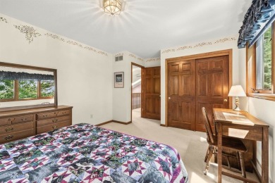 This stunning 4-bedroom, 2-story home is perfectly located just on High Cliff Golf Course in Wisconsin - for sale on GolfHomes.com, golf home, golf lot
