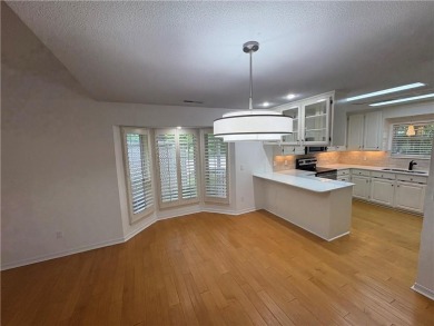 Newly remodeled condo on Paradise Valley Golf Course. New paint on Paradise Valley Athletic Club in Arkansas - for sale on GolfHomes.com, golf home, golf lot