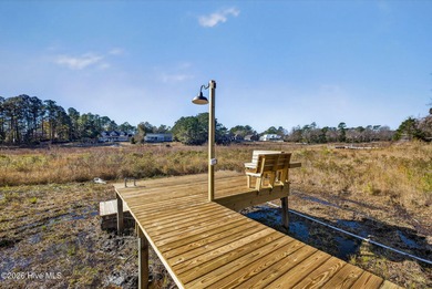 Welcome to this spacious 3-bedroom, 2-bath single-family home on The Lakes Country Club in North Carolina - for sale on GolfHomes.com, golf home, golf lot