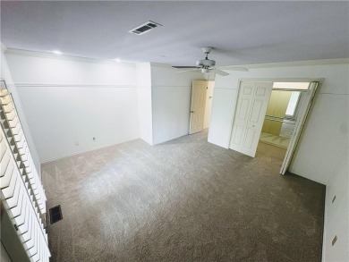 Newly remodeled condo on Paradise Valley Golf Course. New paint on Paradise Valley Athletic Club in Arkansas - for sale on GolfHomes.com, golf home, golf lot