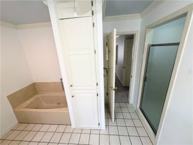 Newly remodeled condo on Paradise Valley Golf Course. New paint on Paradise Valley Athletic Club in Arkansas - for sale on GolfHomes.com, golf home, golf lot