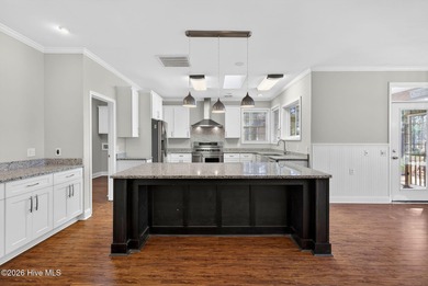 Welcome to this spacious 3-bedroom, 2-bath single-family home on The Lakes Country Club in North Carolina - for sale on GolfHomes.com, golf home, golf lot