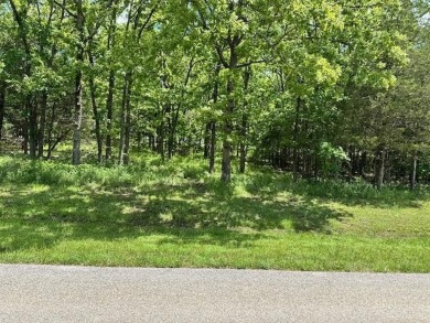 Don't miss your opportunity to own this beautiful lot near Crown on Cedar Glade Golf Course in Arkansas - for sale on GolfHomes.com, golf home, golf lot