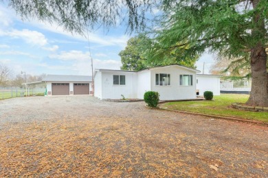 Welcome to 210 Sycamore Drive! This remodeled 3 bed 2 bath home on Dutcher Creek Golf Course in Oregon - for sale on GolfHomes.com, golf home, golf lot