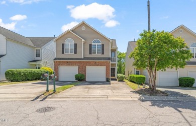 Charming townhome in established Raleigh community. 3 bedrooms on Hedingham Golf and Athletic Club in North Carolina - for sale on GolfHomes.com, golf home, golf lot