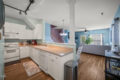 Charming townhome in established Raleigh community. 3 bedrooms on Hedingham Golf and Athletic Club in North Carolina - for sale on GolfHomes.com, golf home, golf lot