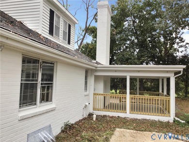 Built in 1963, you will fall in love with this *mid-century on  in Virginia - for sale on GolfHomes.com, golf home, golf lot