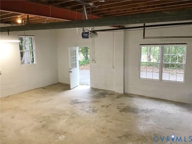 Built in 1963, you will fall in love with this *mid-century on  in Virginia - for sale on GolfHomes.com, golf home, golf lot