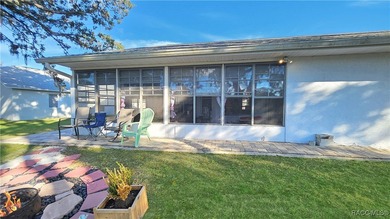 Make sure to check out the Virtual Tour for a 3D Model w/ on Meadow Oaks Golf and Country Club in Florida - for sale on GolfHomes.com, golf home, golf lot