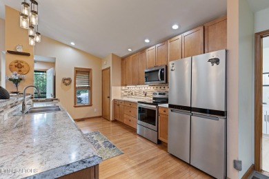 STUNNING MOUNTAIN RETREAT WITH BREATHTAKING VIEWS, PRIVACY & on Laurel Valley Golf Course in Tennessee - for sale on GolfHomes.com, golf home, golf lot