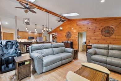 STUNNING MOUNTAIN RETREAT WITH BREATHTAKING VIEWS, PRIVACY & on Laurel Valley Golf Course in Tennessee - for sale on GolfHomes.com, golf home, golf lot