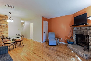 This charming 2 Bedroom, 2.5 Bath Townhouse in a Prime Location on Hilaman Park Golf Course in Florida - for sale on GolfHomes.com, golf home, golf lot