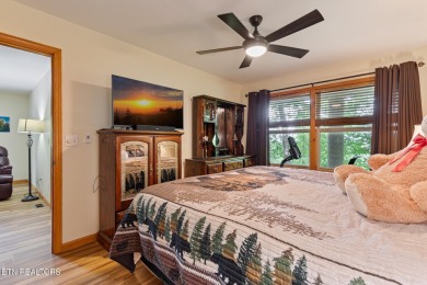 STUNNING MOUNTAIN RETREAT WITH BREATHTAKING VIEWS, PRIVACY & on Laurel Valley Golf Course in Tennessee - for sale on GolfHomes.com, golf home, golf lot