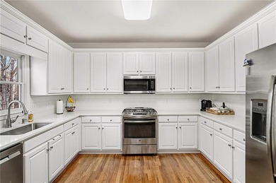 RECENTLY UPDATED KITCHEN. Welcome home to a beautifully updated on Bentwater Golf Club in Georgia - for sale on GolfHomes.com, golf home, golf lot