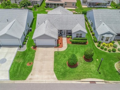 Under contract-accepting backup offers. AFFORDABLE BANYAN MODEL on The Links of Spruce Creek in Florida - for sale on GolfHomes.com, golf home, golf lot