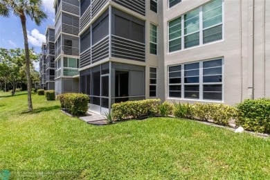 This 1st floor unit has a perfect blend of Comfort and on Oaks Country Club in Florida - for sale on GolfHomes.com, golf home, golf lot